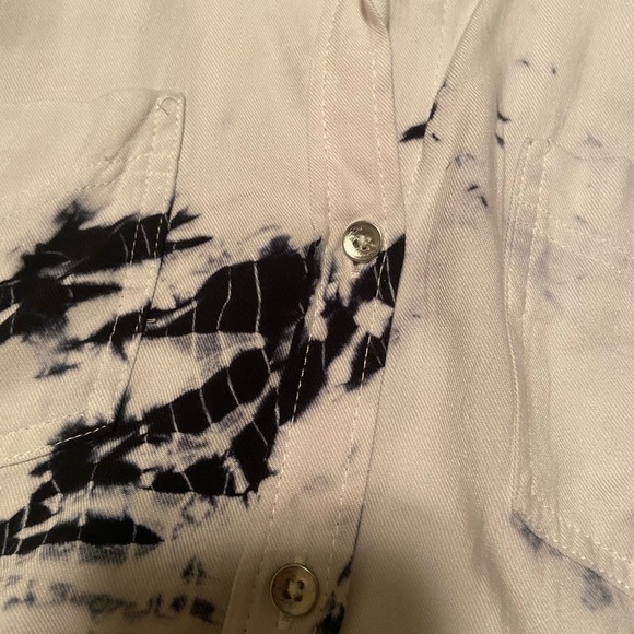 Nwt Rock and republic tie-dye button-down size large with pockets p1 - Picture 7 of 10